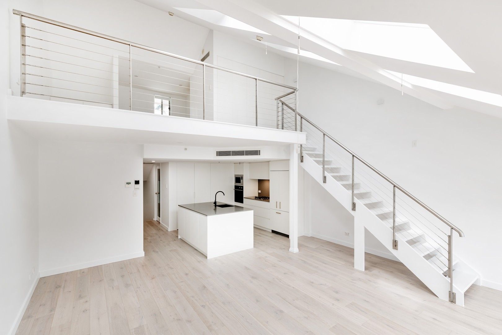 2 bedrooms House in 519/6 Cowper Wharf Roadway WOOLLOOMOOLOO NSW, 2011