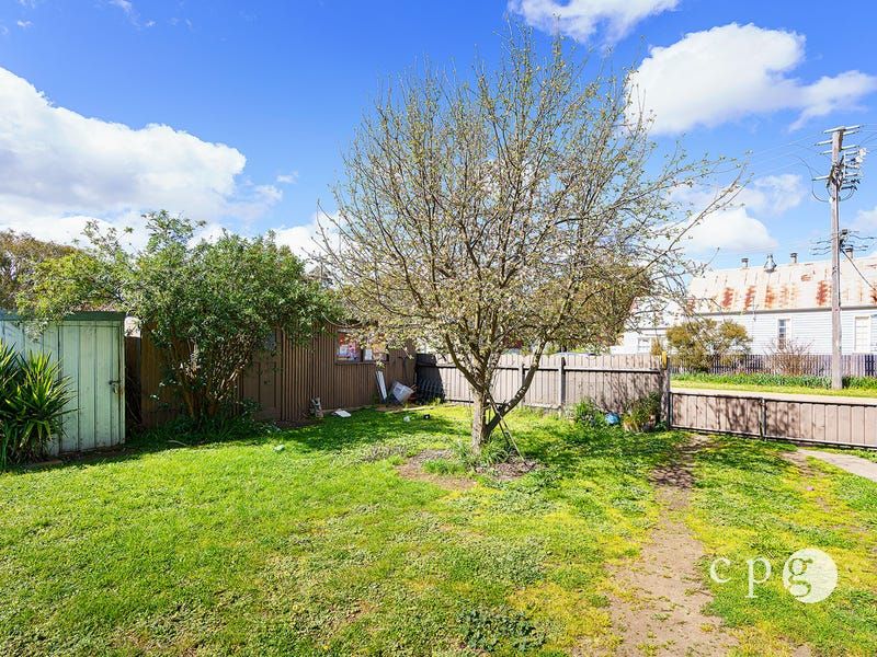 32 Elizabeth Street, Castlemaine VIC 3450 Domain
