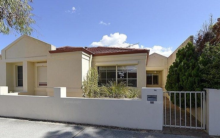 4 bedrooms House in 9B Moorgate Court JOONDALUP WA, 6027