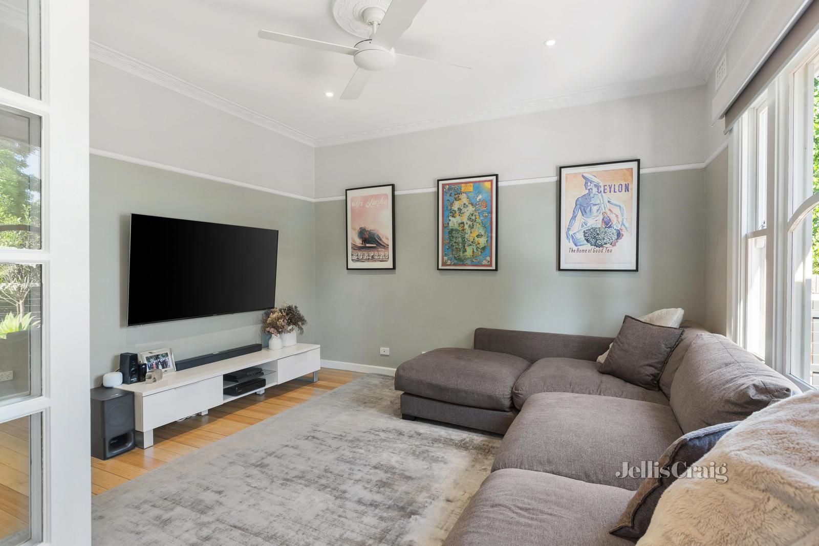 1/2 Haros Avenue, Nunawading VIC 3131, Image 2