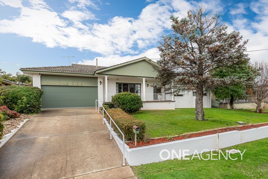 5 MISSOURI AVENUE, Tolland NSW 2650, Image 0