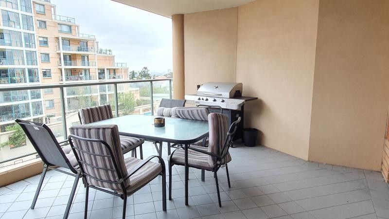 2 bedrooms Apartment / Unit / Flat in 8 Spring Street BONDI JUNCTION NSW, 2022