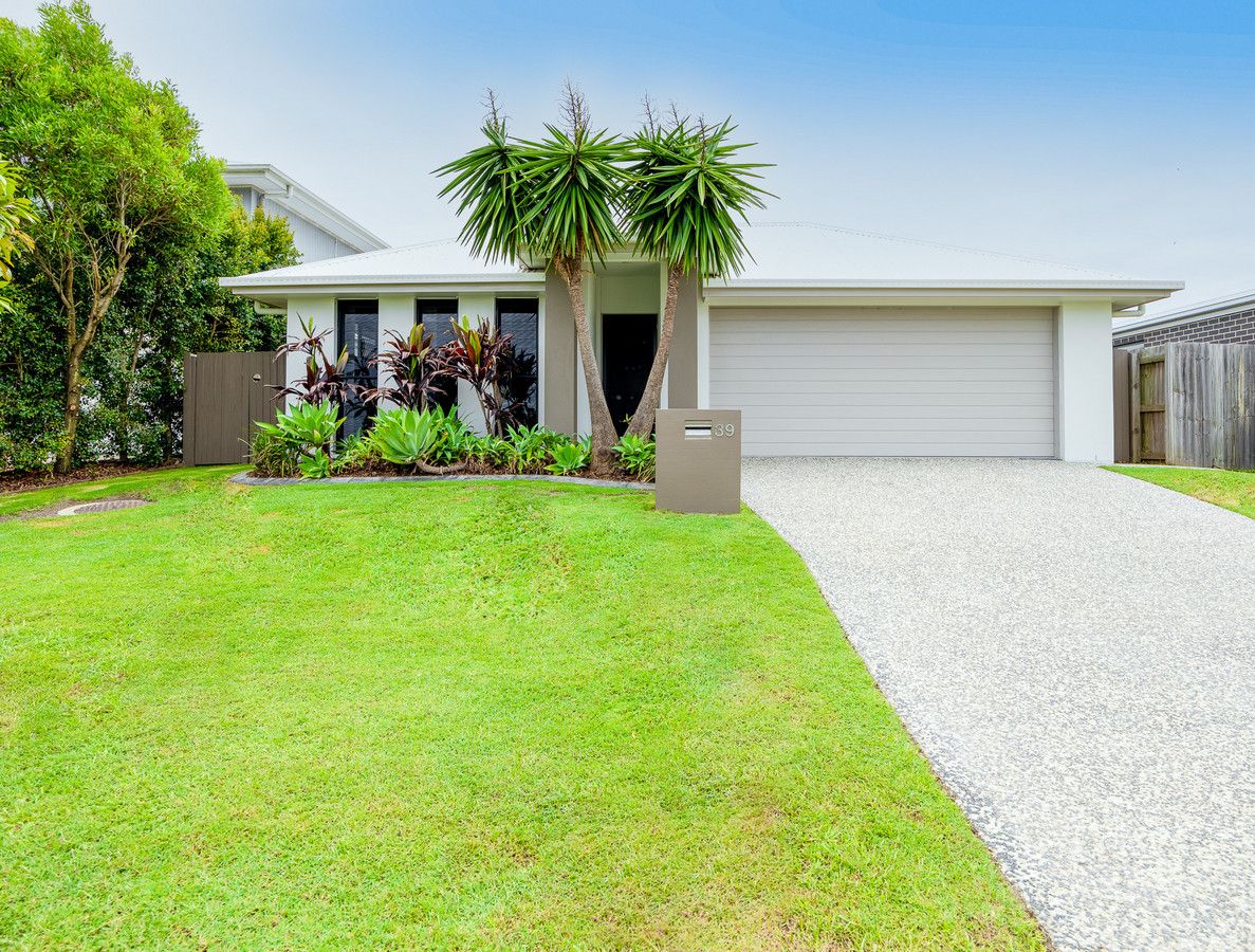 4 bedrooms House in 39 Bells Reach Drive CALOUNDRA WEST QLD, 4551