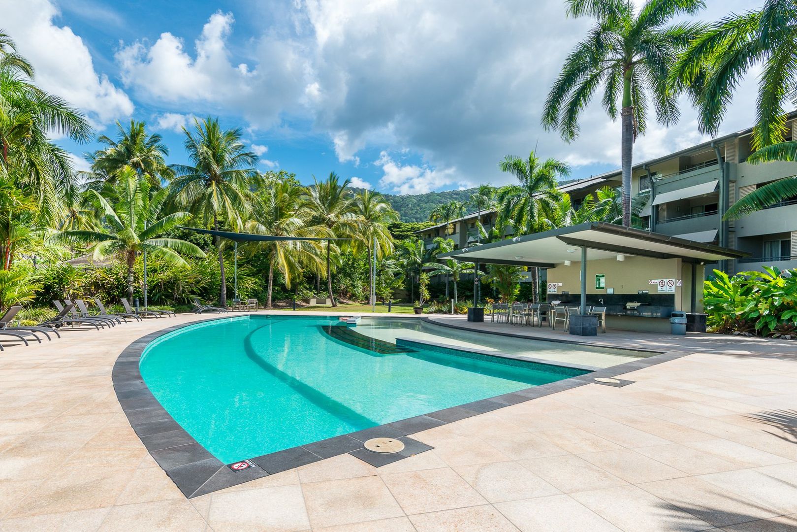 57 Paradise Palms, Kewarra Beach QLD 4879 Apartment For Rent 380