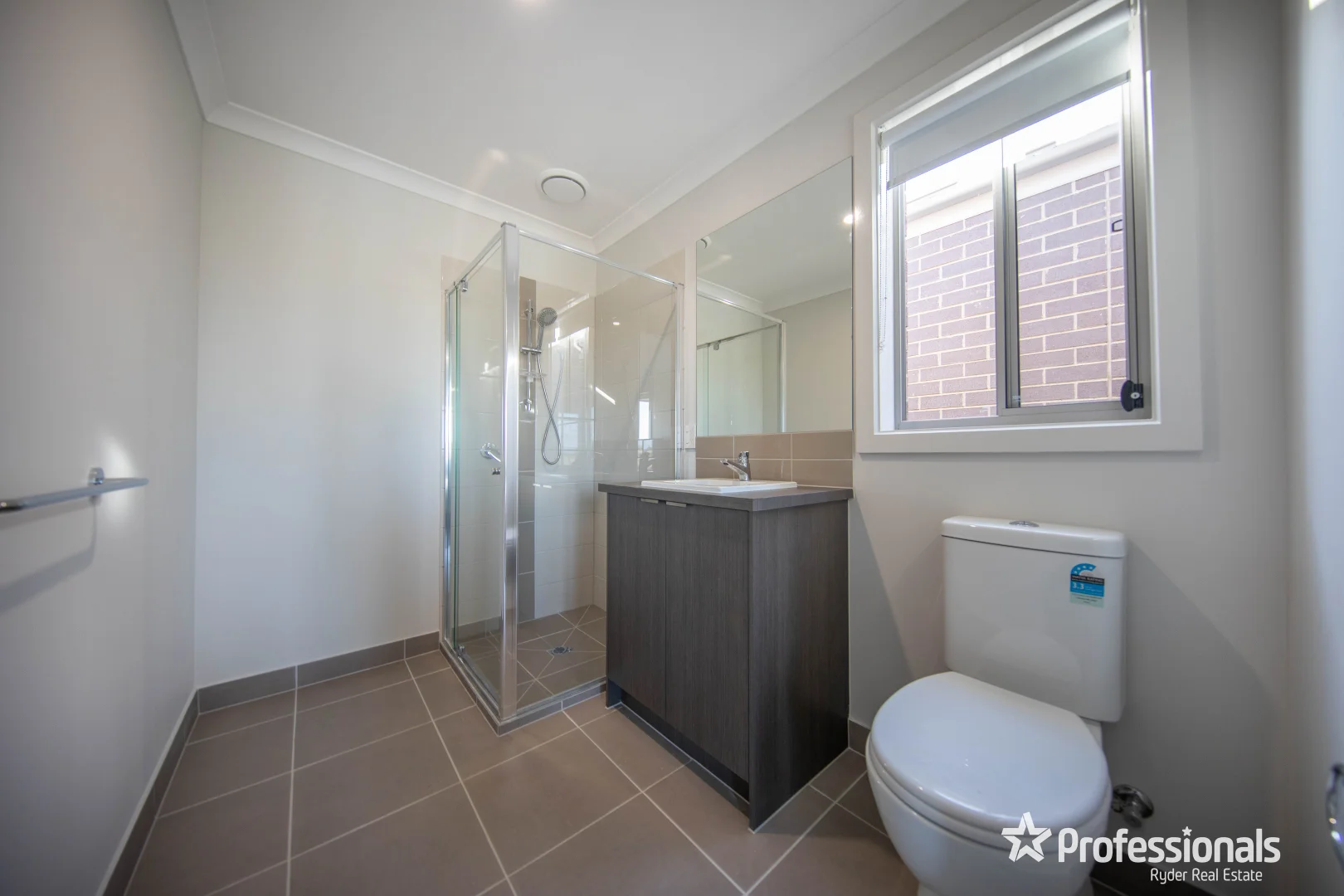 Additional image 4 of 20 Claudia Cr, Kurunjang VIC 3337