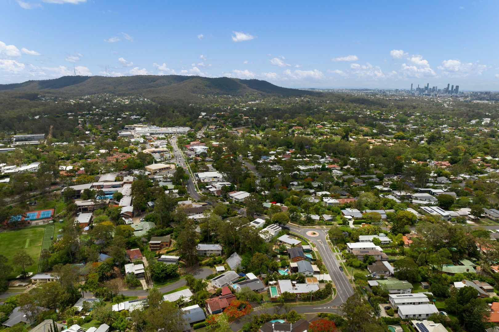 3 bedrooms House in 3 Crestview Street KENMORE QLD, 4069