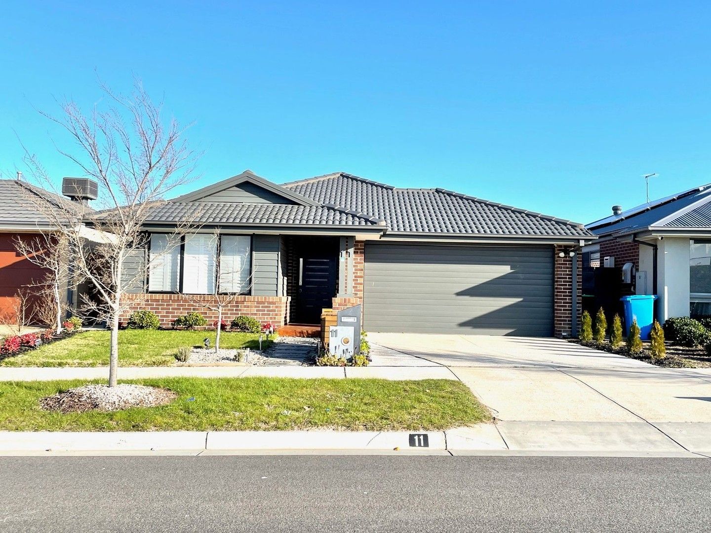 4 bedrooms House in 11 Kershope View CLYDE NORTH VIC, 3978