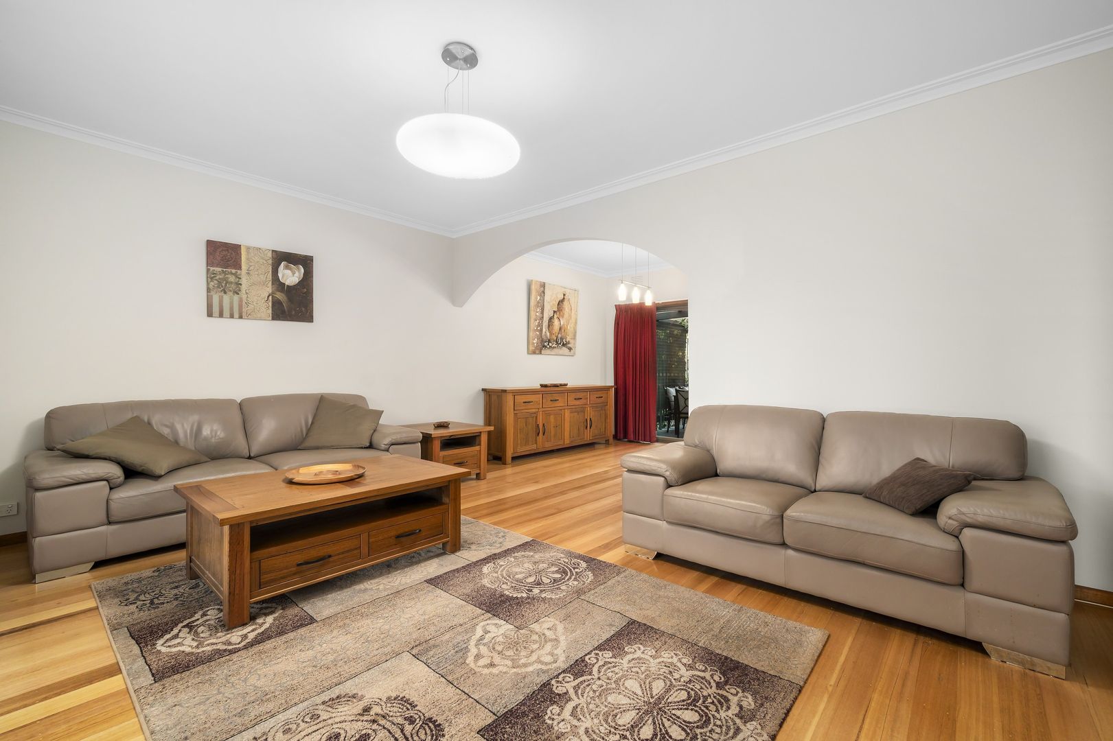 1 Desmond Court, Greensborough VIC 3088, Image 2