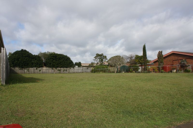 10 Collingwood Road, Birkdale Property History & Address Research