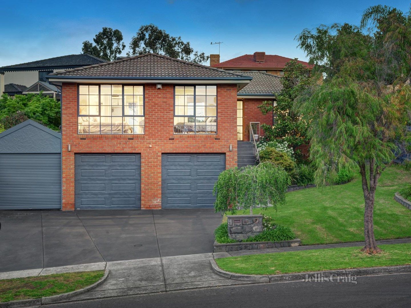 88 Pine Hill Drive, Doncaster East VIC 3109, Image 0