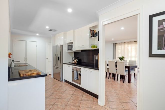 Picture of 7 Raymond Street, FREEMANS REACH NSW 2756