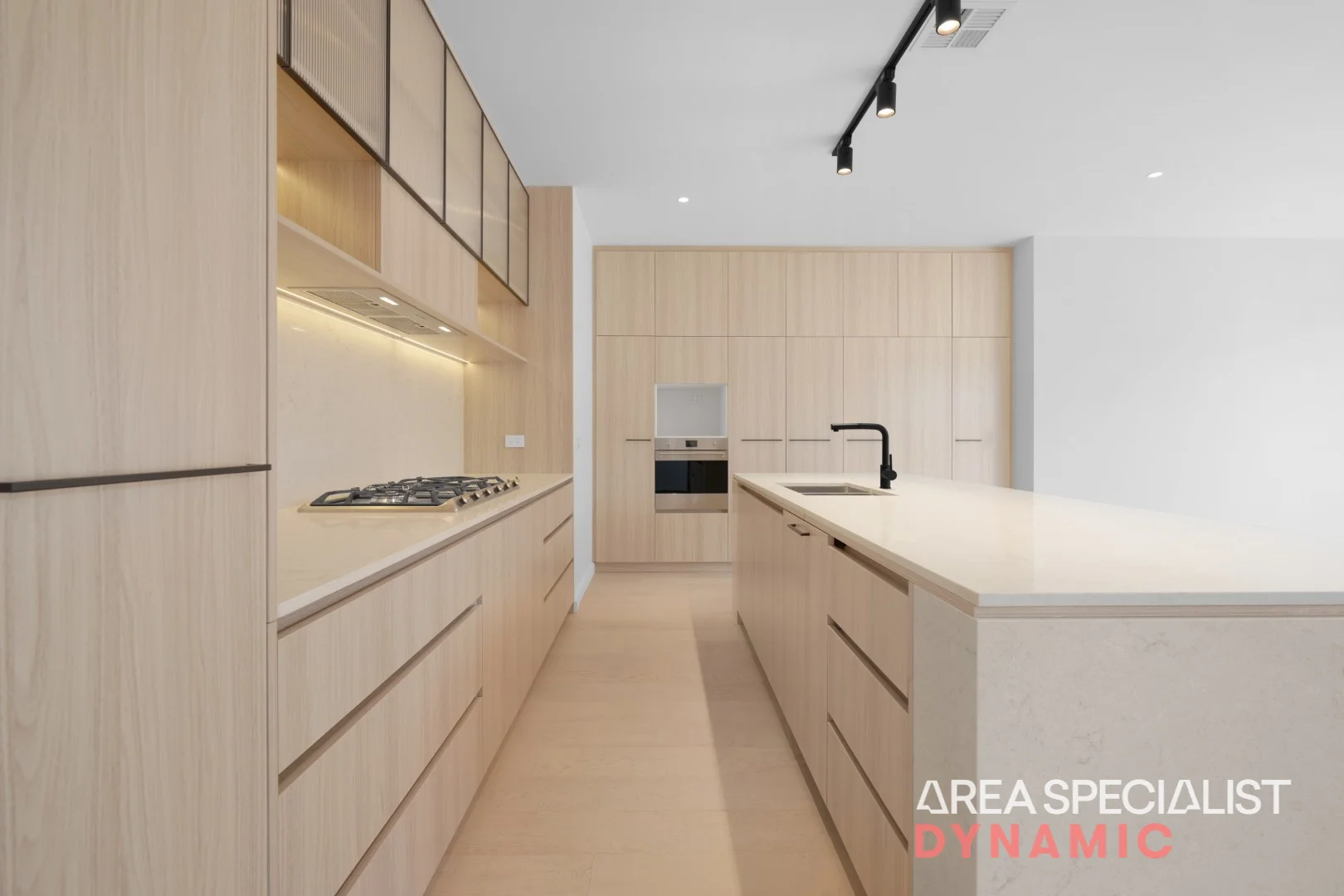 Additional image 2 of 32 Robertson Rd, Nunawading VIC 3131