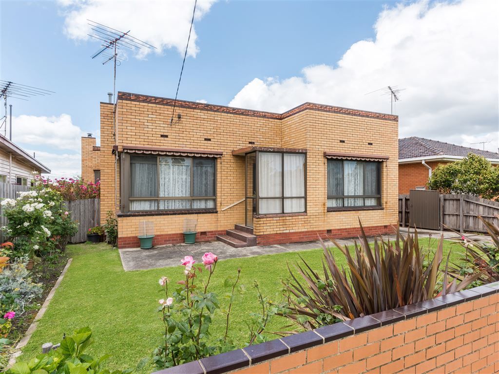 24 Anakie Road, Bell Park VIC 3215