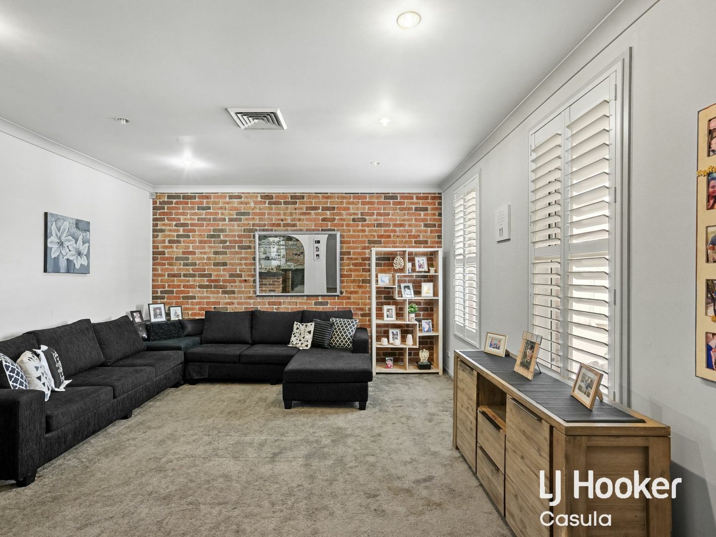 16 Tulloch Close, Casula NSW 2170, Image 1