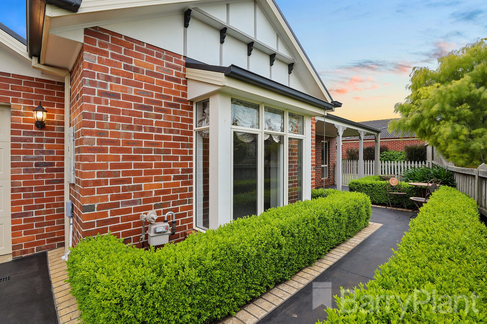 12 Lyndhurst Square, Drouin VIC 3818, Image 2