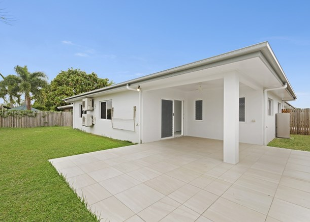 1/2 Renouf Street, Ingham QLD 4850