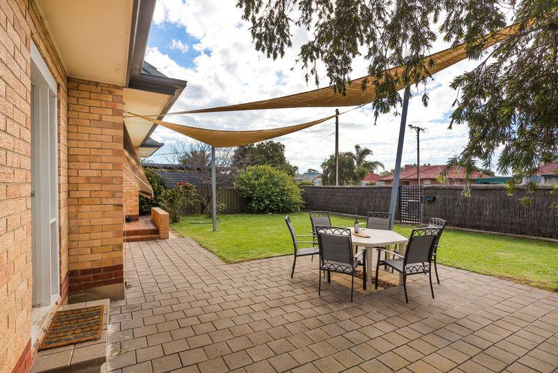 2 Harcourt Ave, Clovelly Park SA 5042, Image 0