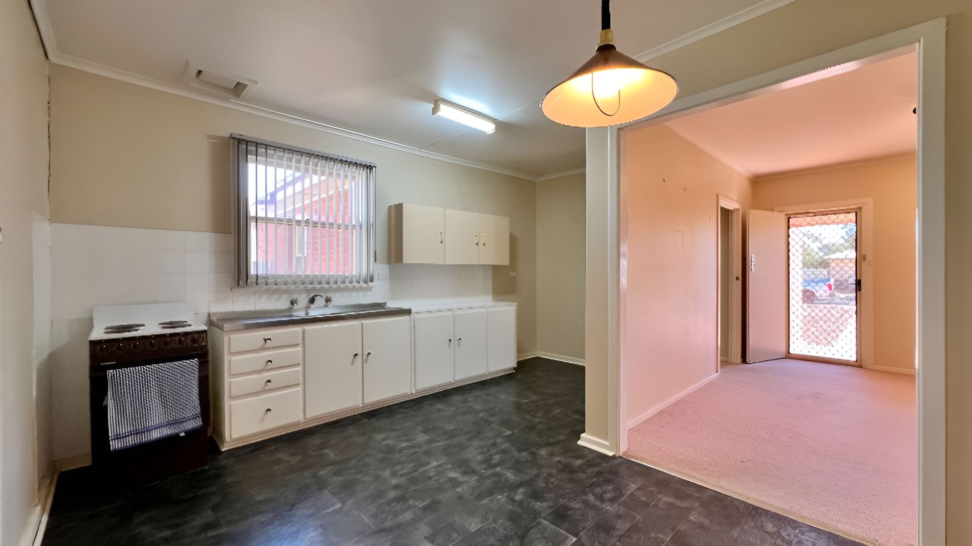 25 Mortimer Street, Whyalla Stuart SA 5608, Image 2