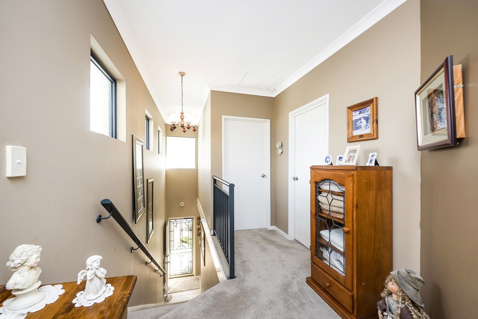 3 bedrooms House in 73 Halpin Circle ELLENBROOK WA, 6069