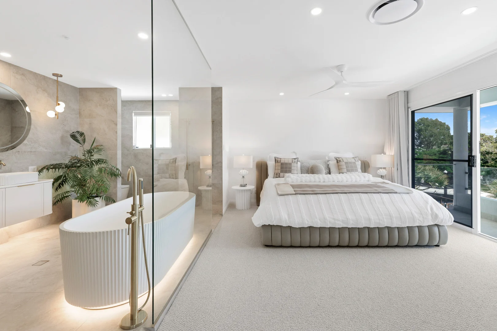 Additional image 4 of 92 Gibraltar Drive, Isle Of Capri QLD 4217