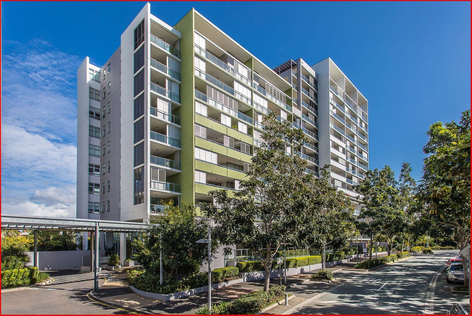 7011/7 Parkland Boulevard, Brisbane City Property History & Address