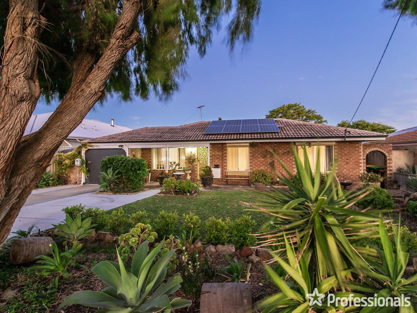 3 bedrooms House in 30 McCormick Street WARNBRO WA, 6169