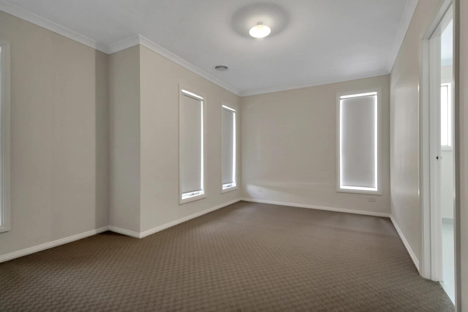 Additional image 4 of 1 Spectrolite Way, Cranbourne East VIC 3977