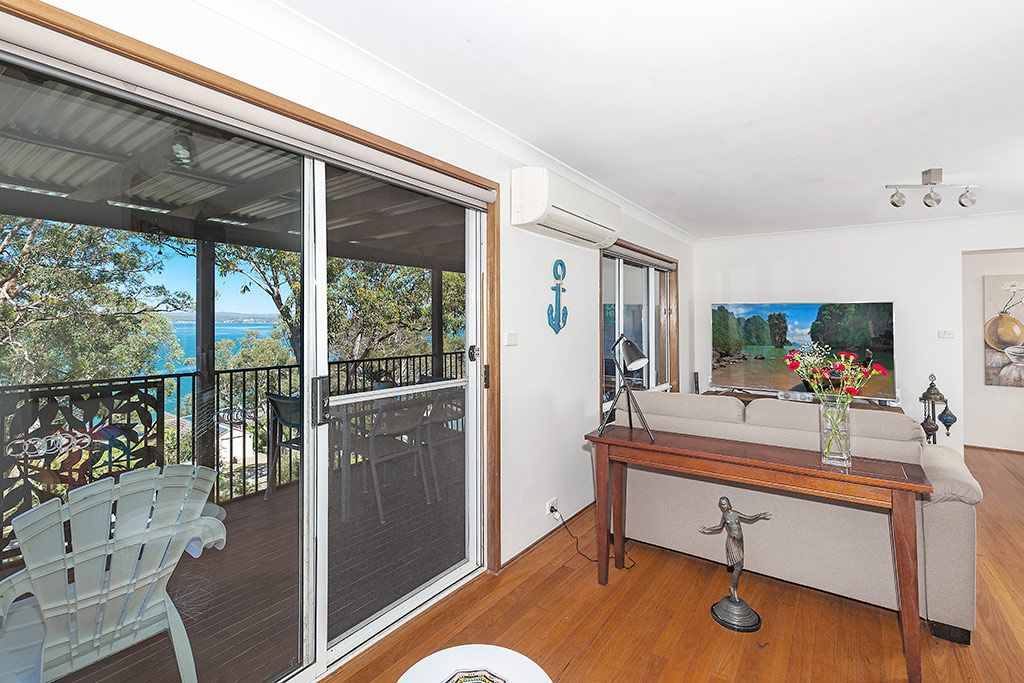 301 Dobell Drive, Wangi Wangi NSW 2267, Image 2