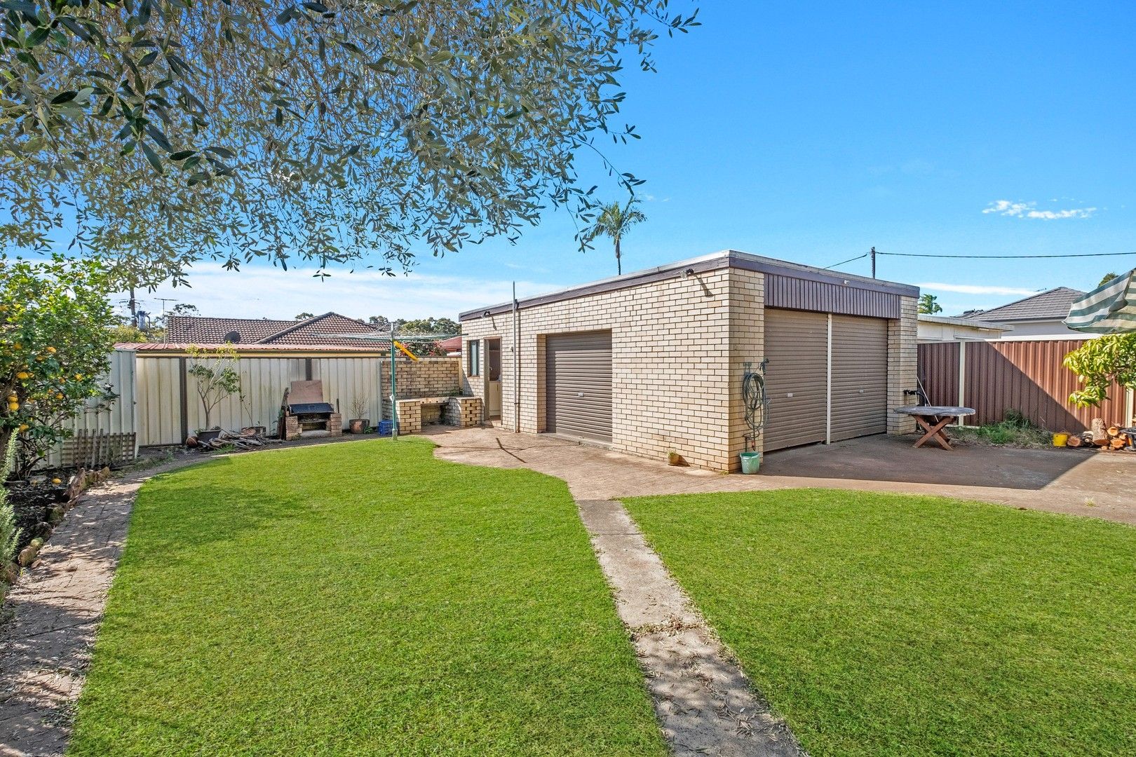 4 bedrooms House in 44 Farrell Road BASS HILL NSW, 2197