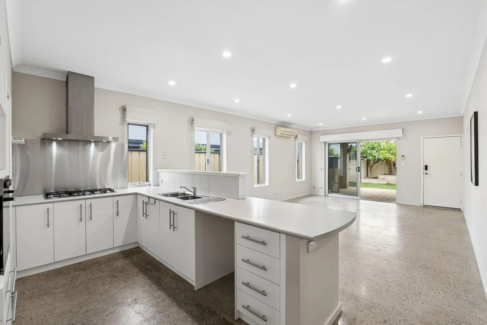 7 Homestead Drive, Clarkson WA 6030