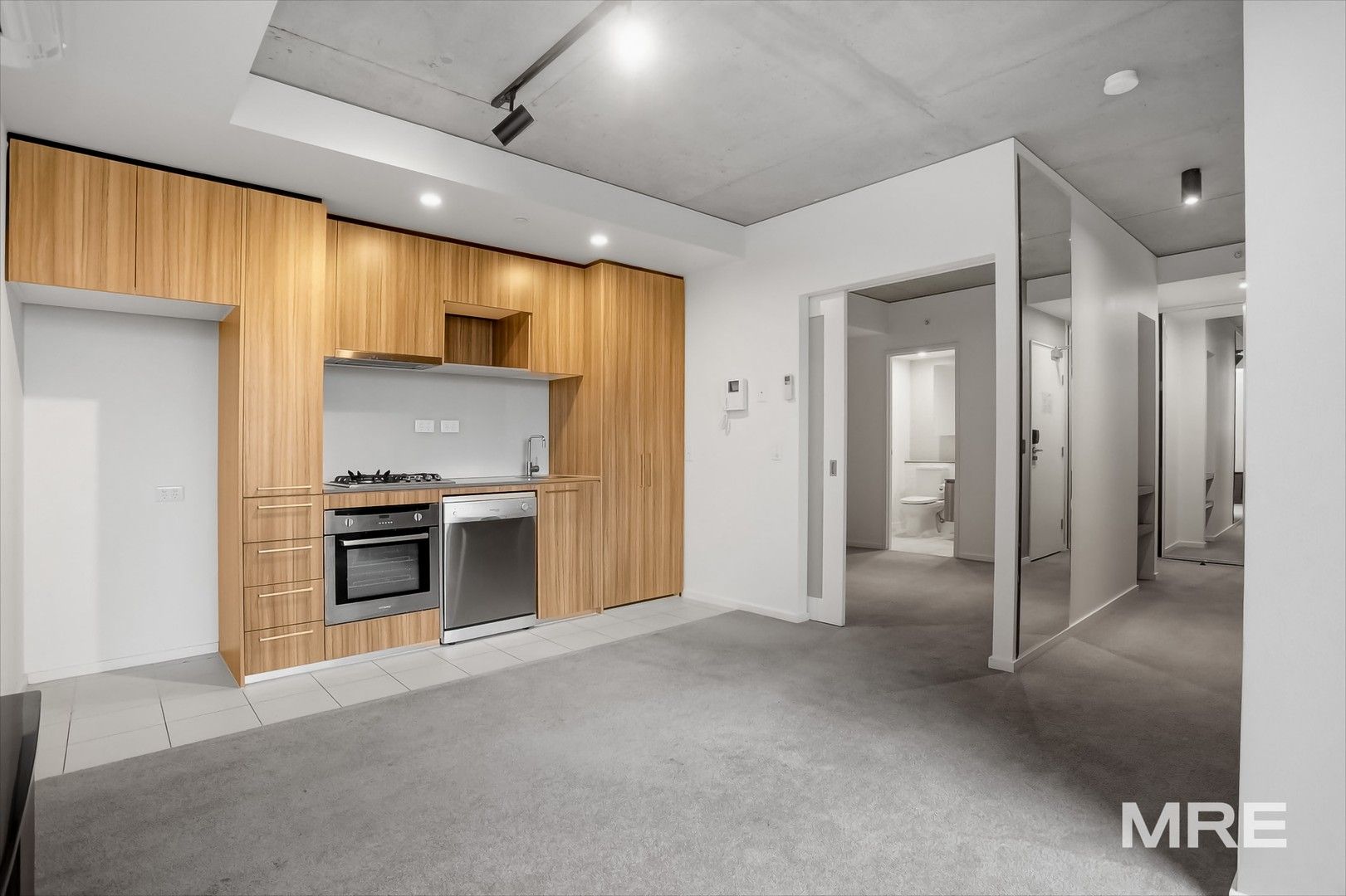 719/17 Singers Lane, Melbourne VIC 3000, Image 0