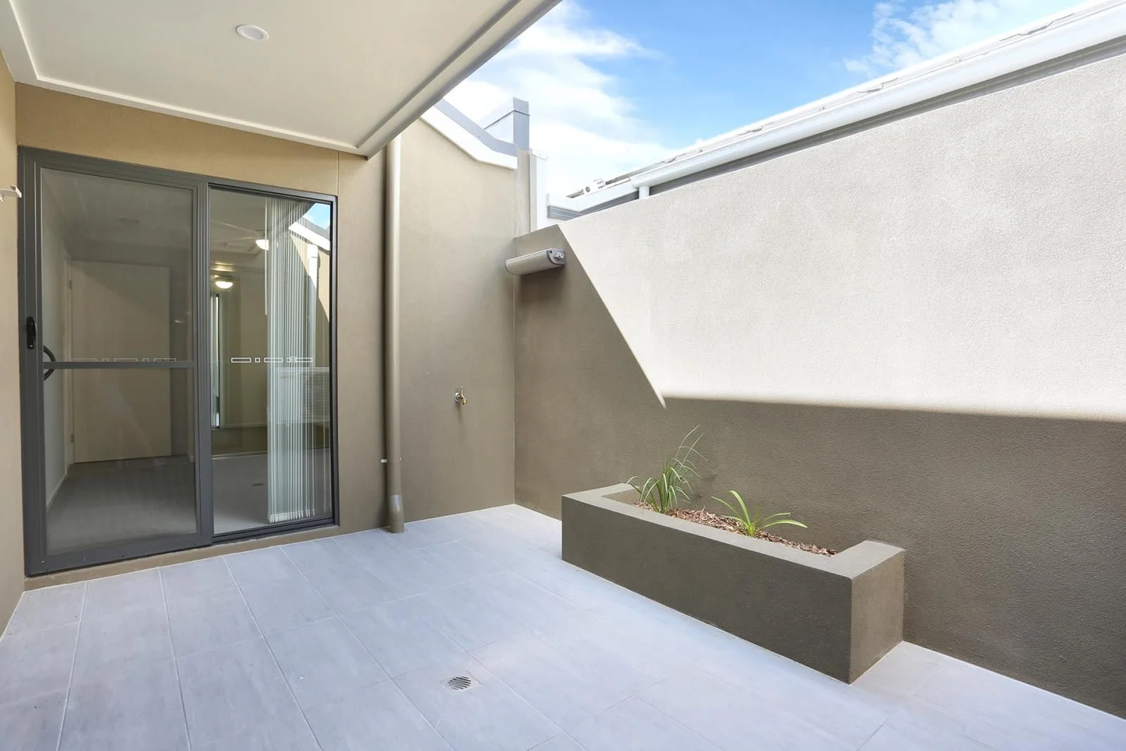 Additional image 10 of 35 Homevale Drive, South Ripley QLD 4306