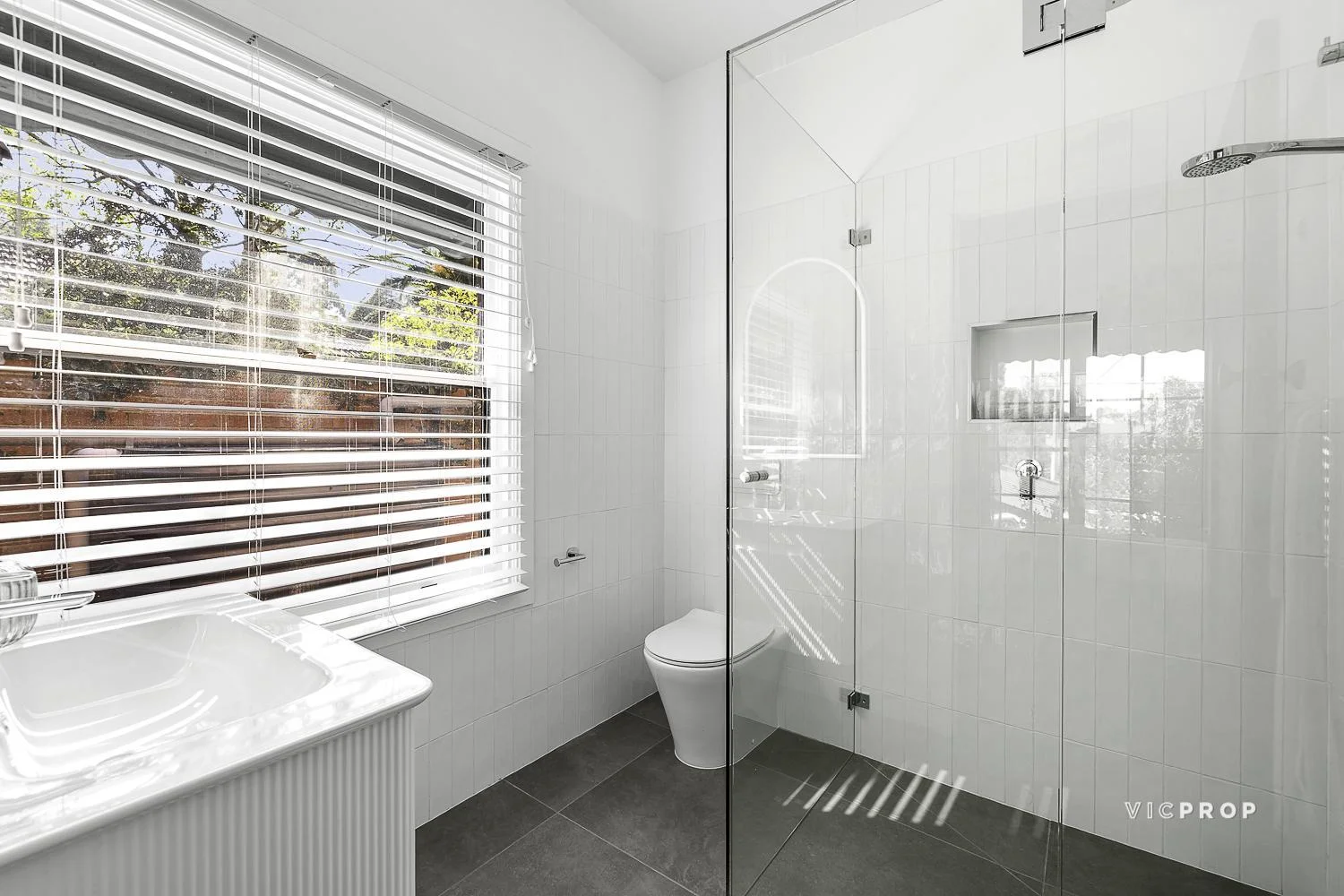 Additional image 22 of 43 Thoresby Grove, Ivanhoe VIC 3079