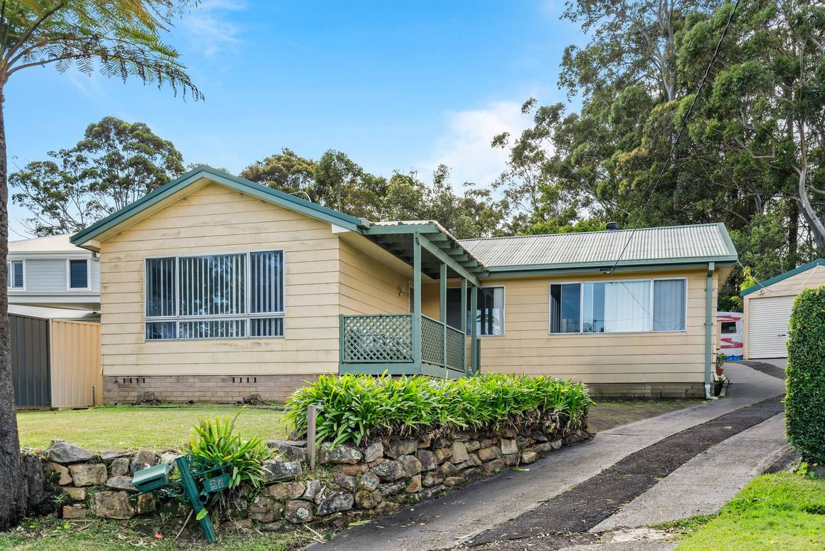 Picture of 32 Tall Timbers Road, WAMBERAL NSW 2260