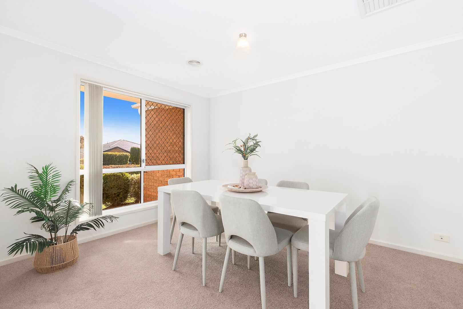 38 Dame Zara Street, Gungahlin ACT 2912, Image 2