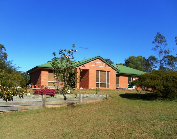 247 Edinburgh Drive, Mount Hallen QLD 4312