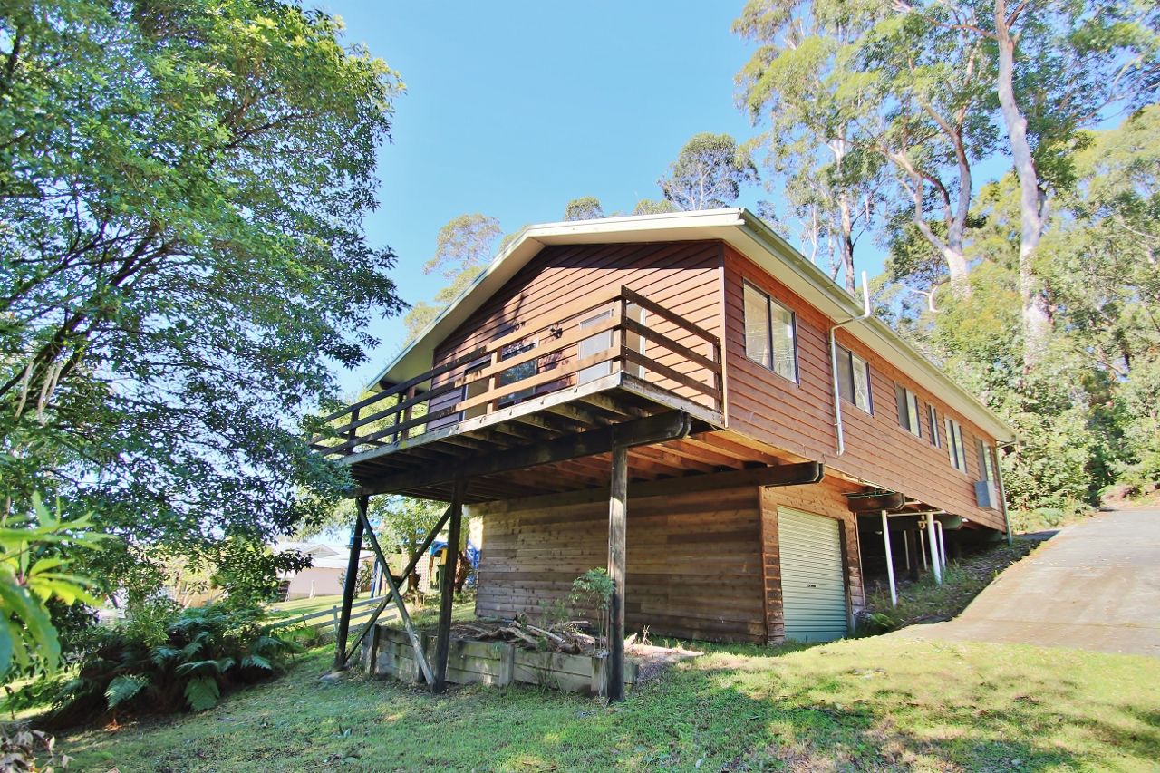 13 Booderee Avenue, Hyams Beach NSW 2540, Image 0