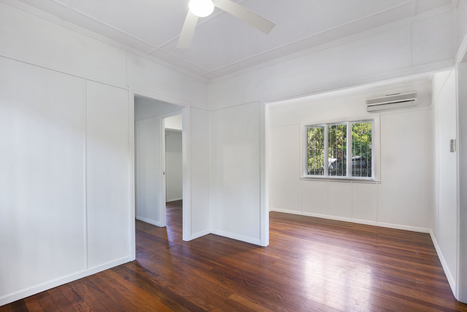 54 Empire Avenue, Manly West QLD 4179, Image 1