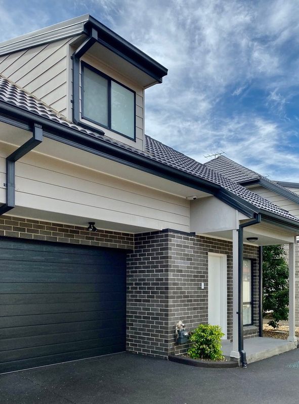 3 bedrooms Townhouse in 4/41 Brisbane Street OXLEY PARK NSW, 2760