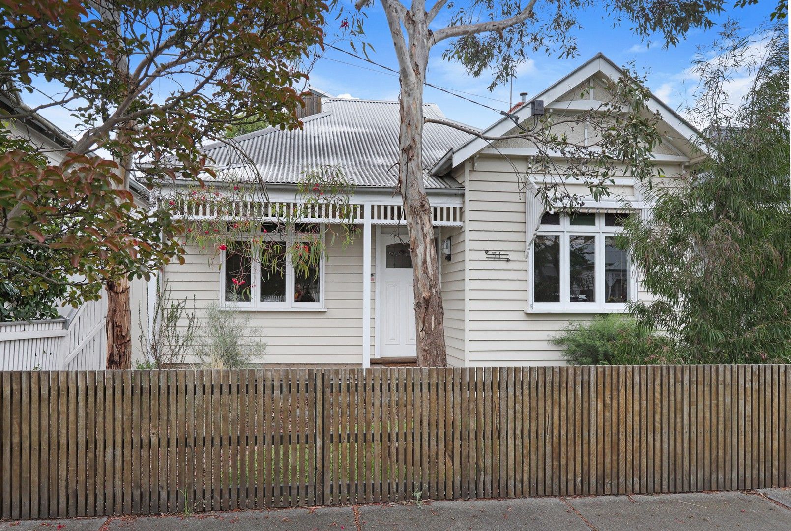 4 bedrooms House in 71 Chirnside Street KINGSVILLE VIC, 3012