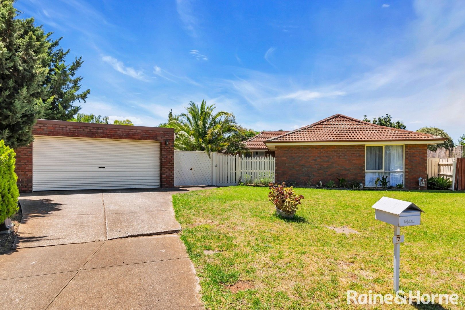 7 Craigmore Place, Melton West VIC 3337, Image 0