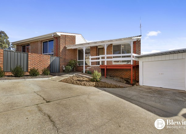 2/24 Delmar Crescent, Karabar NSW 2620