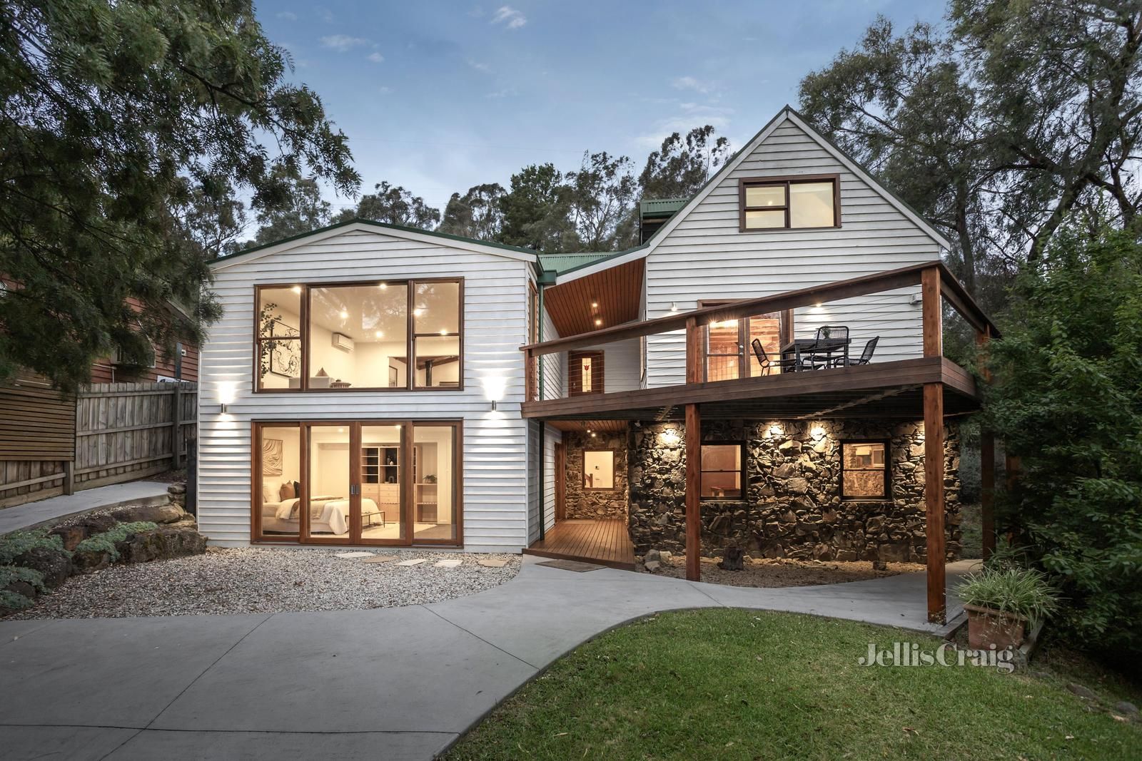 4 bedrooms House in 36 Parsons Road ELTHAM VIC, 3095