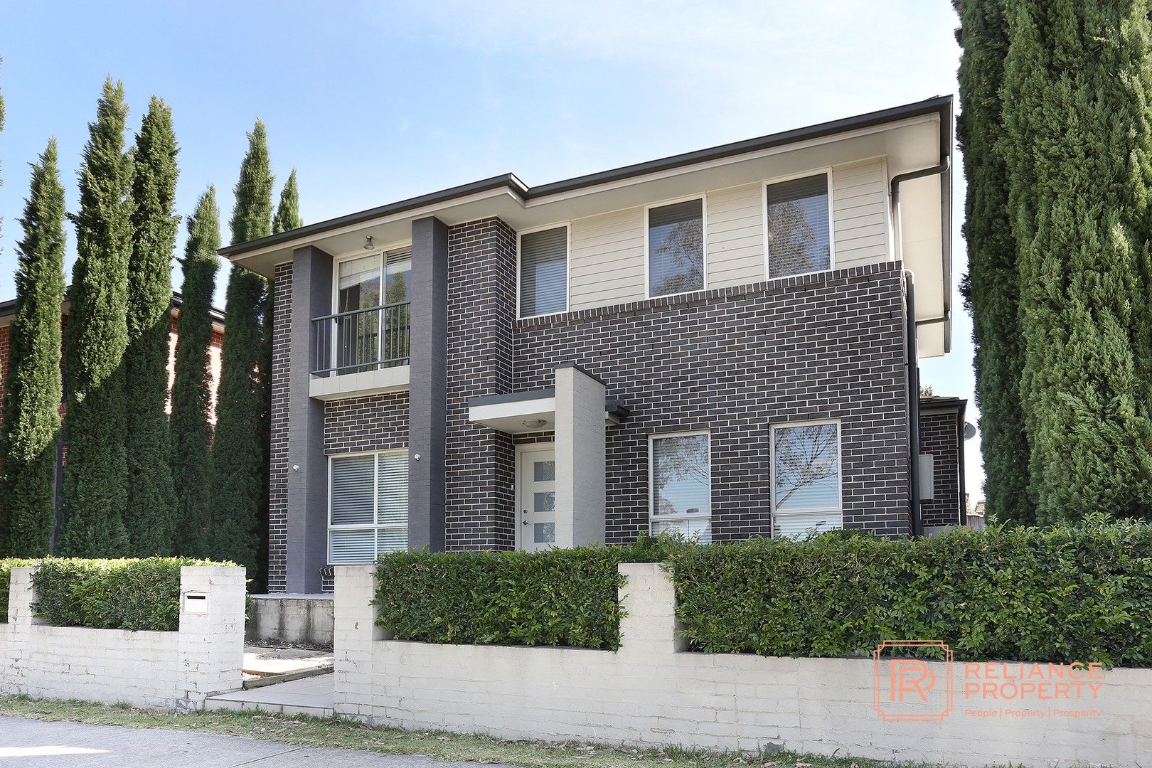 5 bedrooms House in 24 Watkin Tench Pde PEMULWUY NSW, 2145
