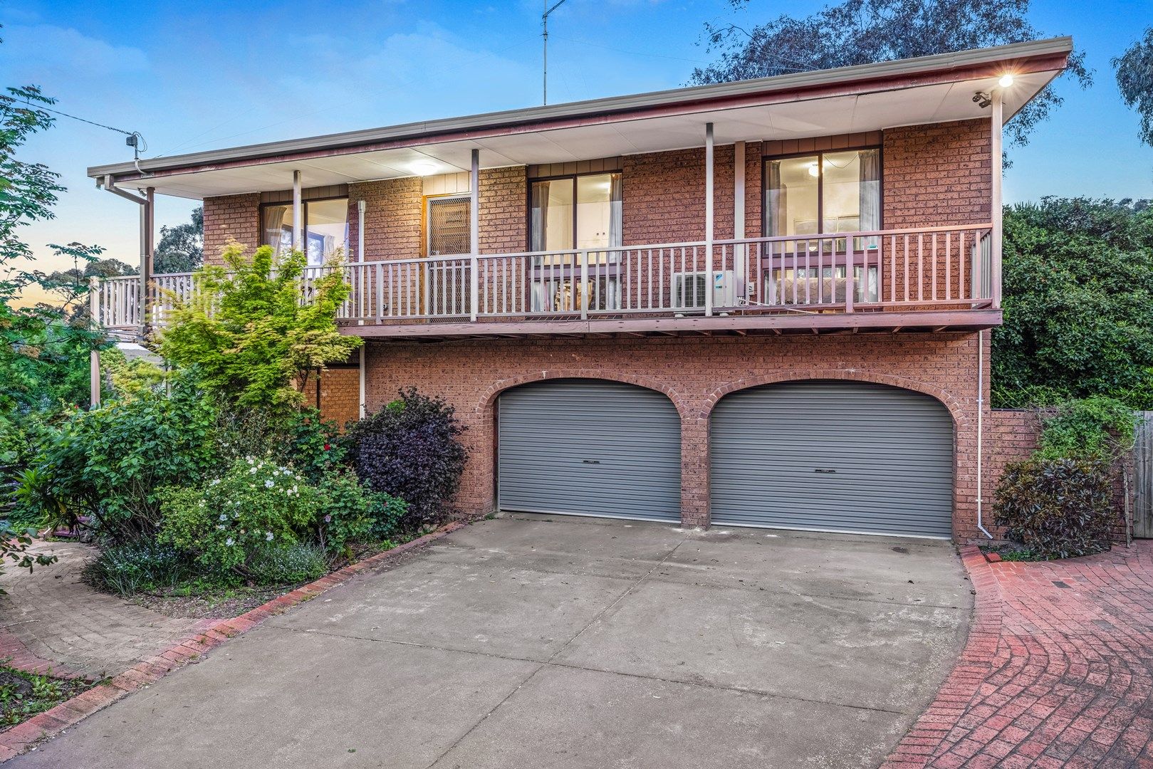 4 Geoffrey Grove, Mount Clear VIC 3350, Image 0