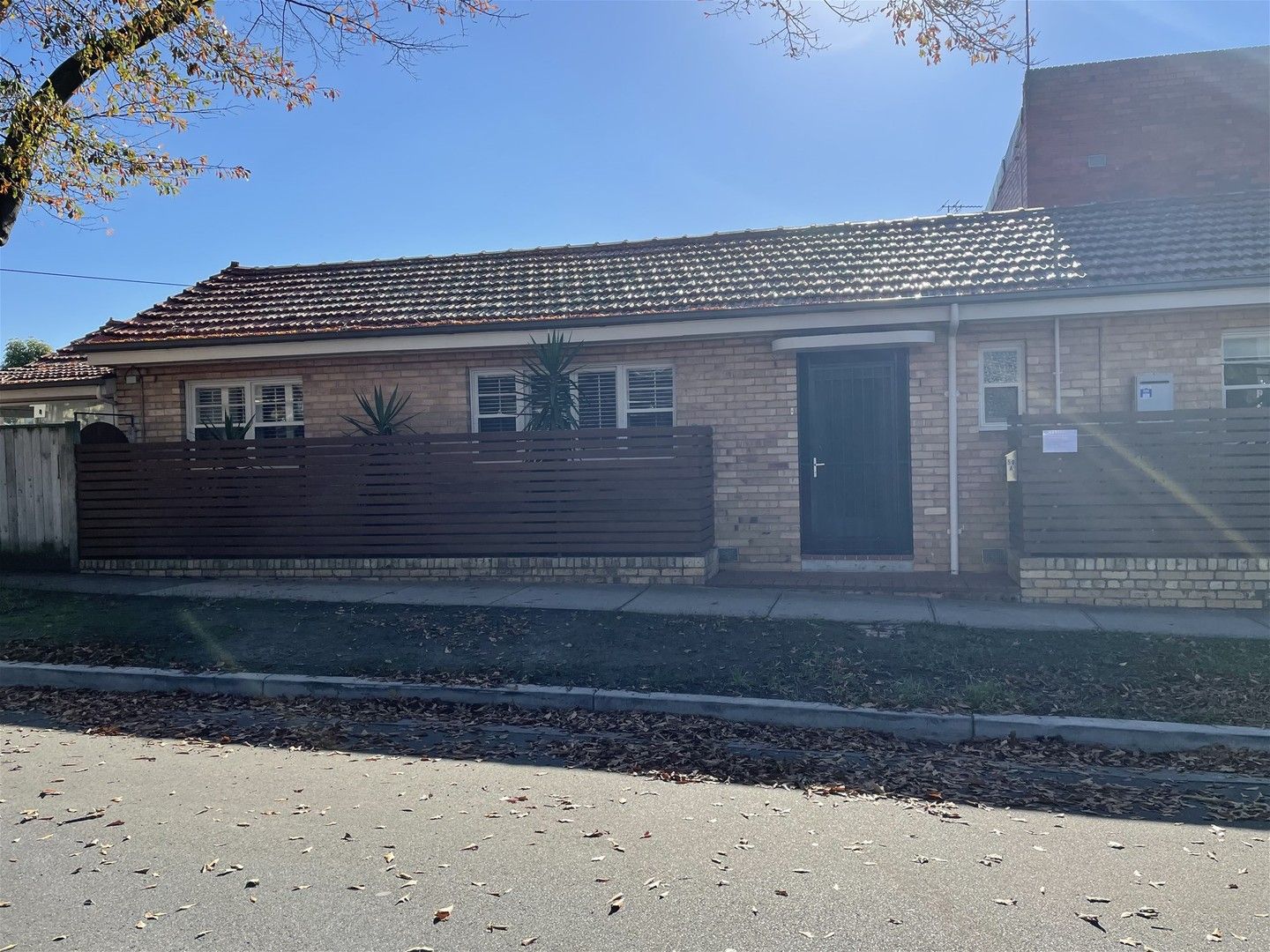 1 bedrooms House in 50a Birdwood Street BOX HILL SOUTH VIC, 3128