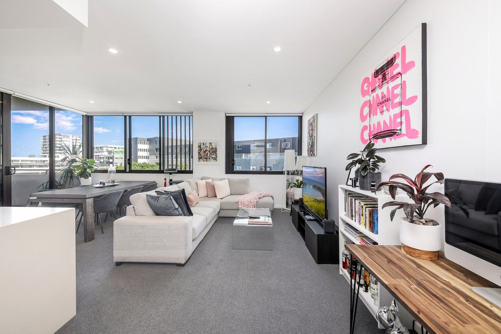 1 bedrooms Apartment / Unit / Flat in 647/2C Defries Avenue ZETLAND NSW, 2017