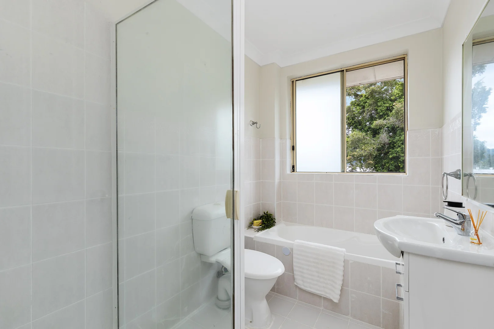 Additional image 8 of 15/35 Central Coast Highway, West Gosford NSW 2250