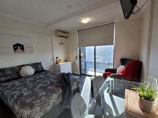 Studio in 916.9 CASTLEBAR ST, KANGAROO POINT QLD, 4169