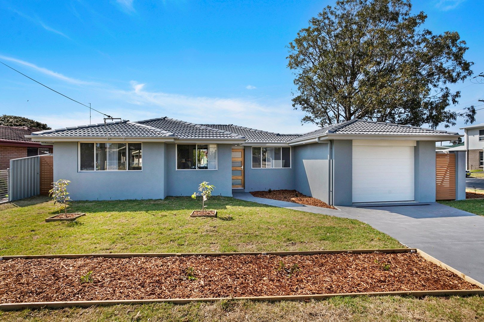 2 Windle Street, Lake Illawarra NSW 2528, Image 2